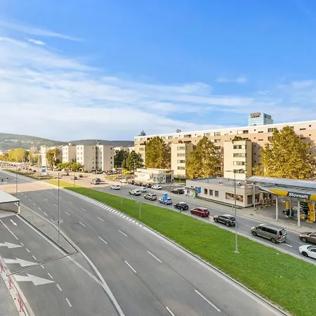 Apartmán Lam Stadium - Terrace 14m2 *